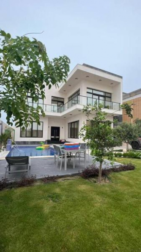 The Corner Villa
